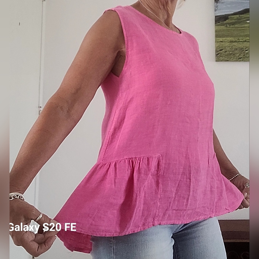 Elegant Pink Sleeveless Blouse